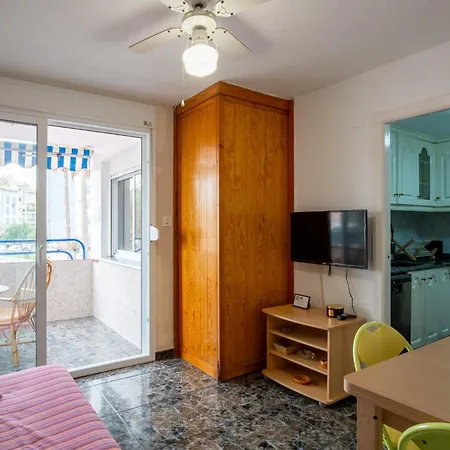 En Complejo Residencial Con Piscina Y Garaje A 100m Del Mar Apartament Las Canteras (Valencia)